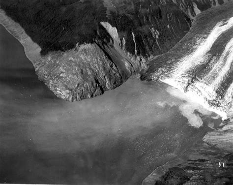 1958 alaska tsunami video.